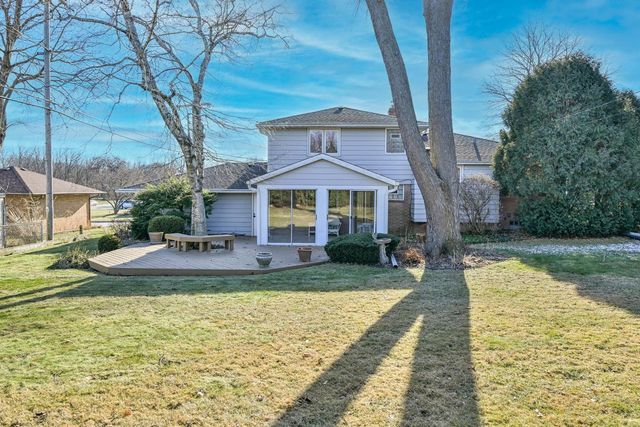 1704 Oak STREET, South Milwaukee, WI 53172