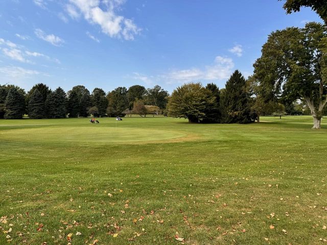 1704 Oak STREET, South Milwaukee, WI 53172