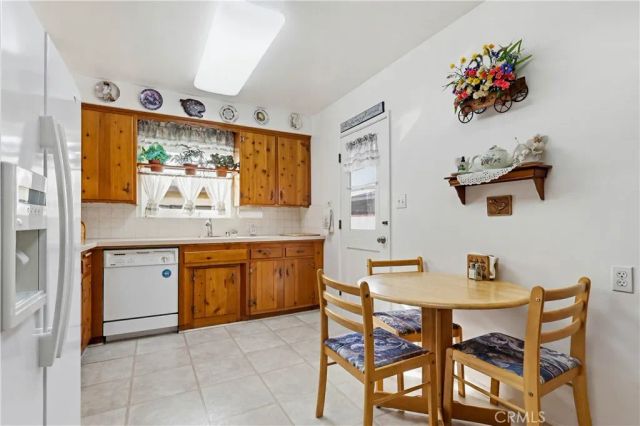 11019 Nassau Avenue, Sunland, CA 91040