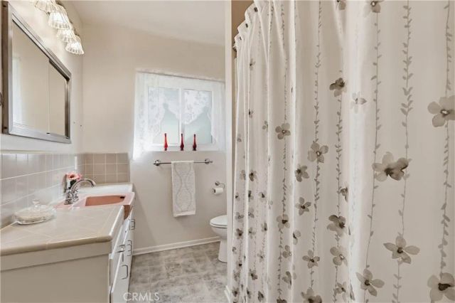 11019 Nassau Avenue, Sunland, CA 91040