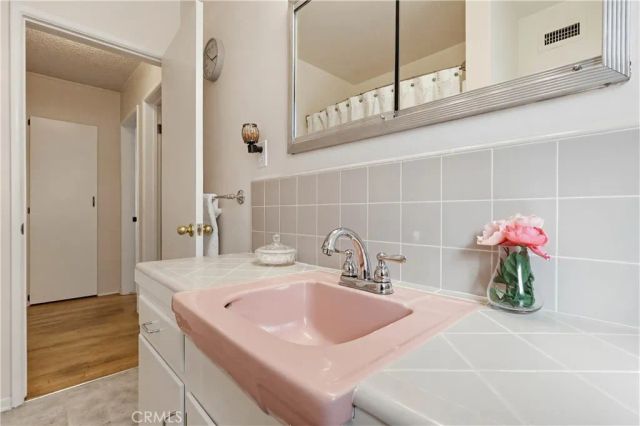 11019 Nassau Avenue, Sunland, CA 91040