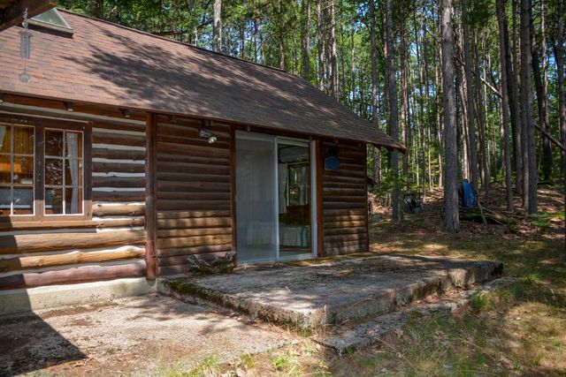 6483 W Plum Valley Road Nw, Rapid City, MI 49676