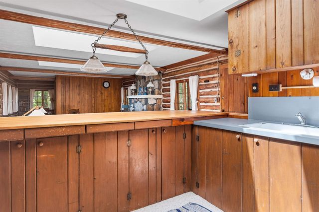 6483 W Plum Valley Road Nw, Rapid City, MI 49676