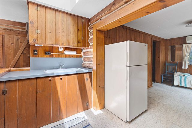 6483 W Plum Valley Road Nw, Rapid City, MI 49676