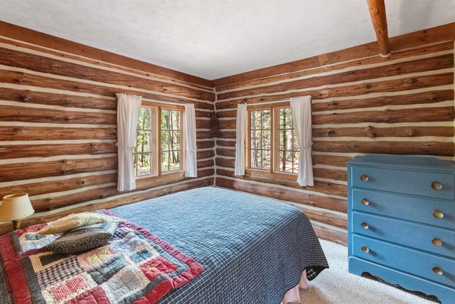 6483 W Plum Valley Road Nw, Rapid City, MI 49676