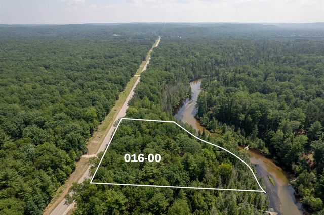 6483 W Plum Valley Road Nw, Rapid City, MI 49676