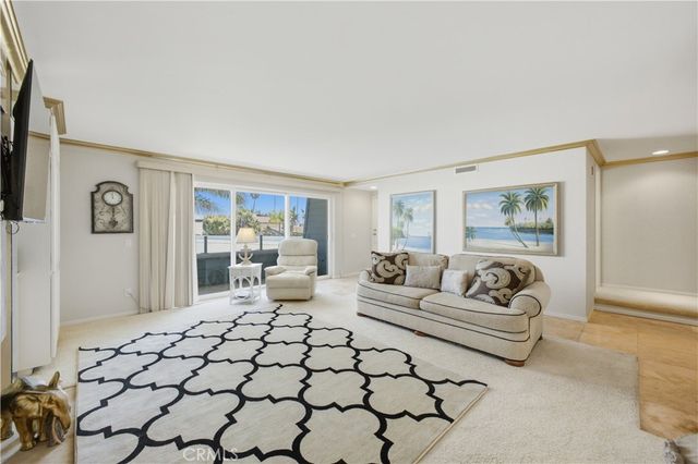 22 Montego Court, Coronado, CA 92118