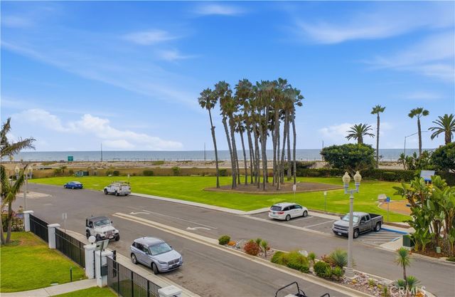 22 Montego Court, Coronado, CA 92118