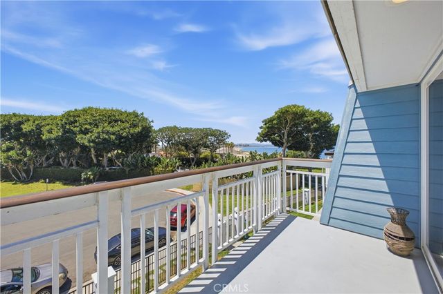 22 Montego Court, Coronado, CA 92118