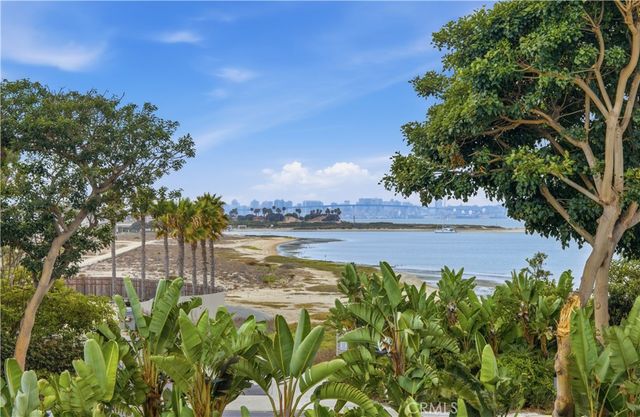 22 Montego Court, Coronado, CA 92118