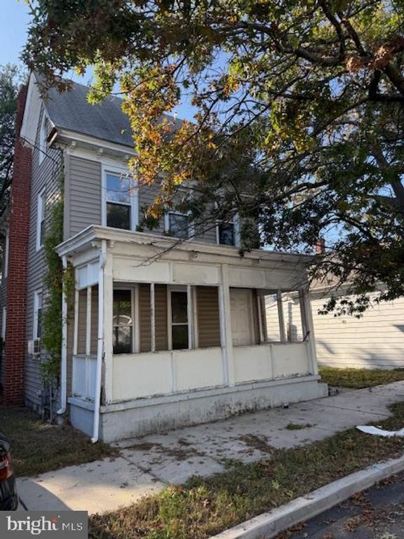 16 N 5TH ST N, Millville, NJ 08332