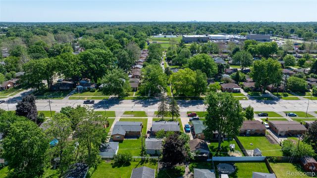 9101 Merriman Road, Livonia, MI 48150