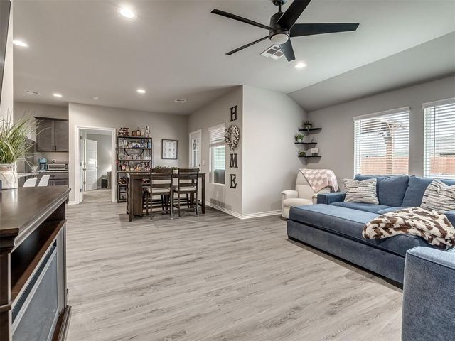 4212 Moonlight Road, Mustang, OK 73064