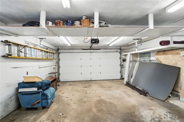 941 Donson Drive, Kettering, OH 45429