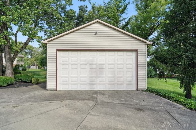 941 Donson Drive, Kettering, OH 45429