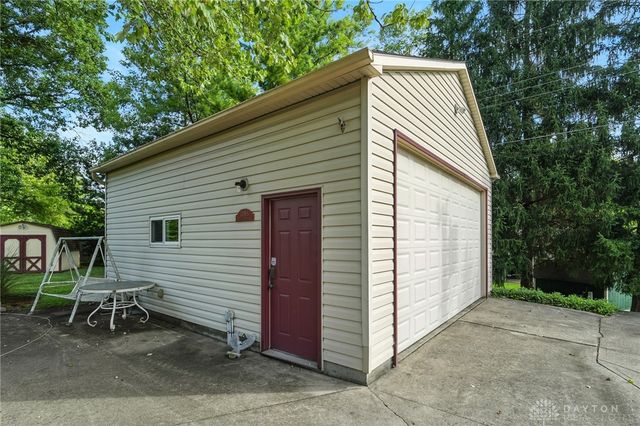 941 Donson Drive, Kettering, OH 45429