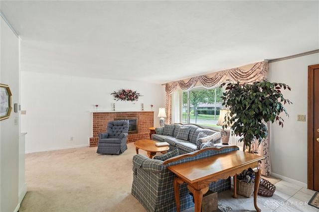 941 Donson Drive, Kettering, OH 45429