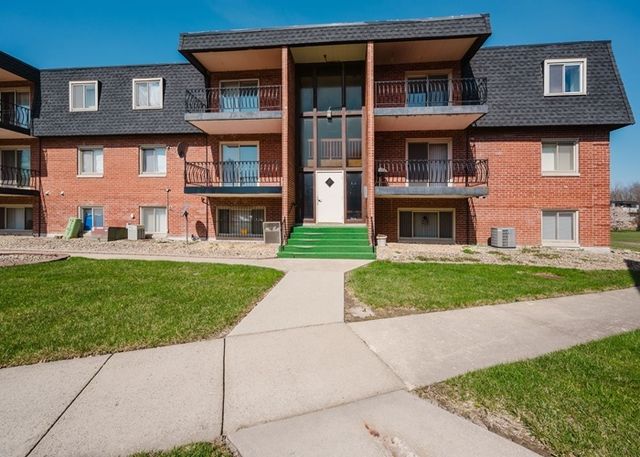 3012 171st Street 2E, Hazel Crest, IL 60429