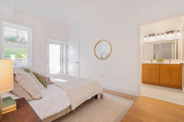 231 Everett Street 101, Boston, MA 02128