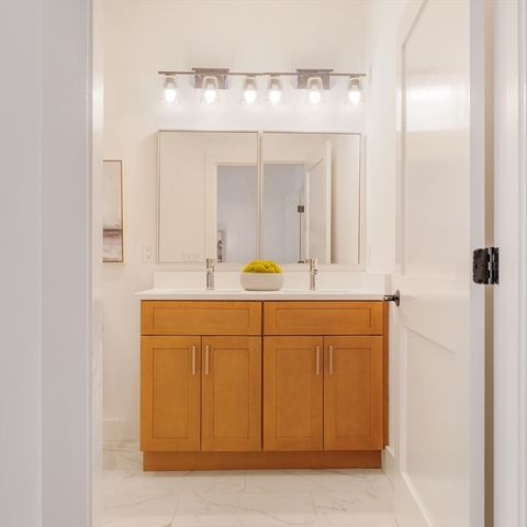 231 Everett Street 101, Boston, MA 02128