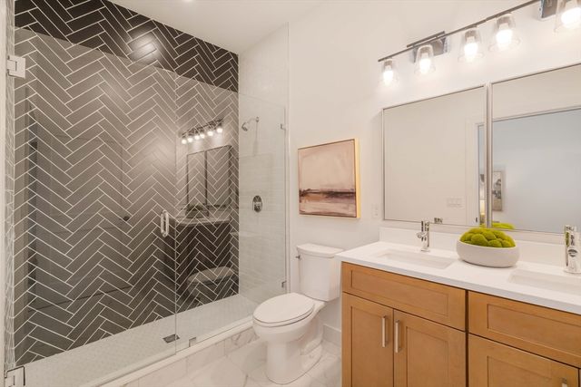 231 Everett Street 101, Boston, MA 02128