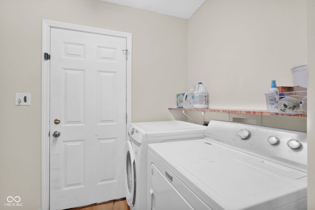 2262 McKinley Avenue, Columbus, IN 47201