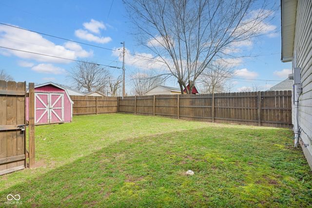 2262 McKinley Avenue, Columbus, IN 47201