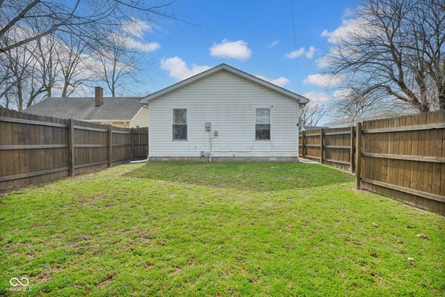 2262 McKinley Avenue, Columbus, IN 47201
