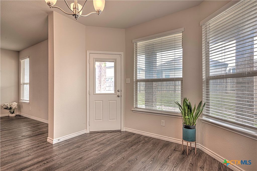 Image 13 of property listing at 5300 Primavera Lane, Killeen, TX 76549
