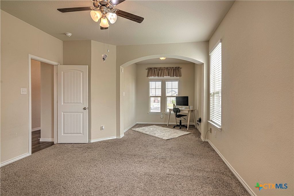 Image 21 of property listing at 5300 Primavera Lane, Killeen, TX 76549