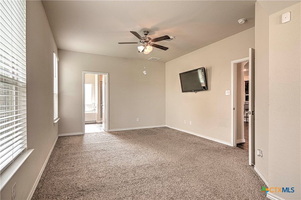 Image 24 of property listing at 5300 Primavera Lane, Killeen, TX 76549