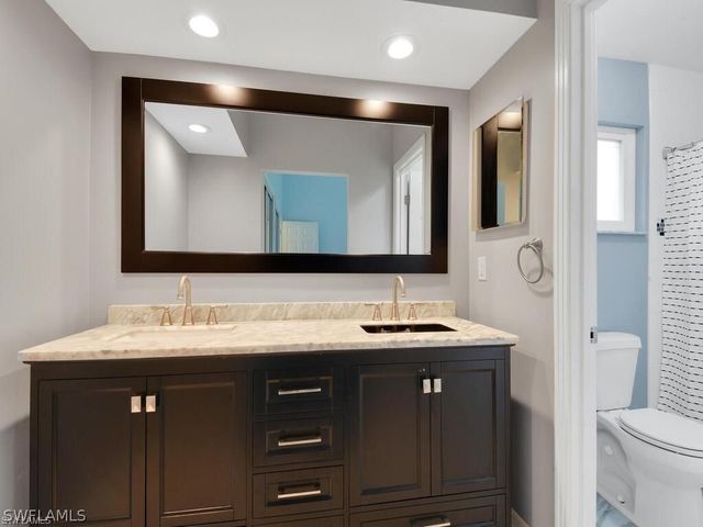 260 12TH ST SE, Naples, FL 34117