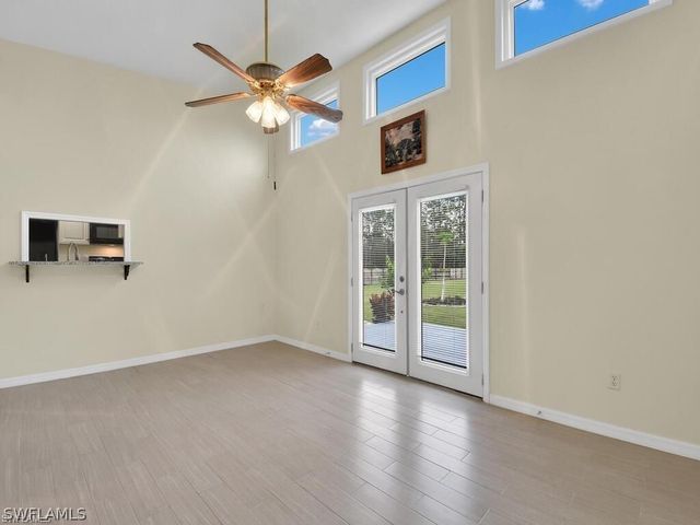 260 12TH ST SE, Naples, FL 34117