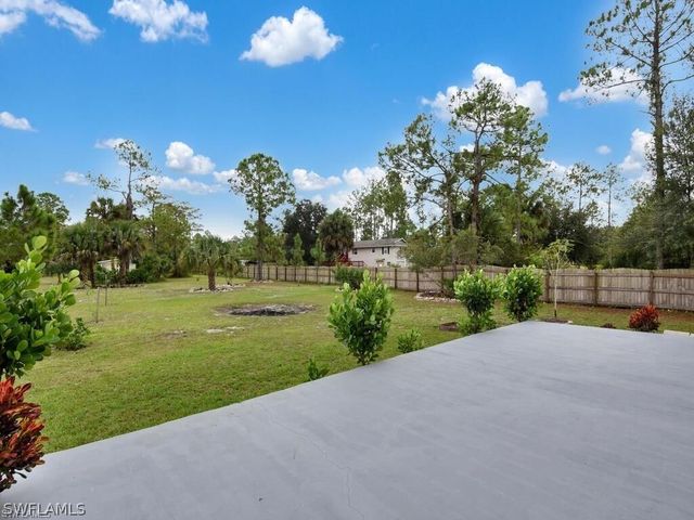 260 12TH ST SE, Naples, FL 34117