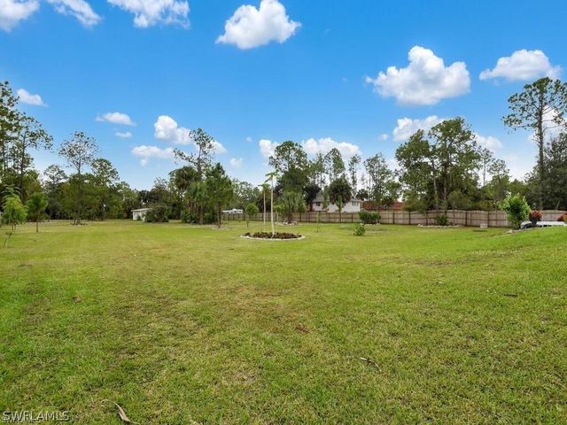 260 12TH ST SE, Naples, FL 34117