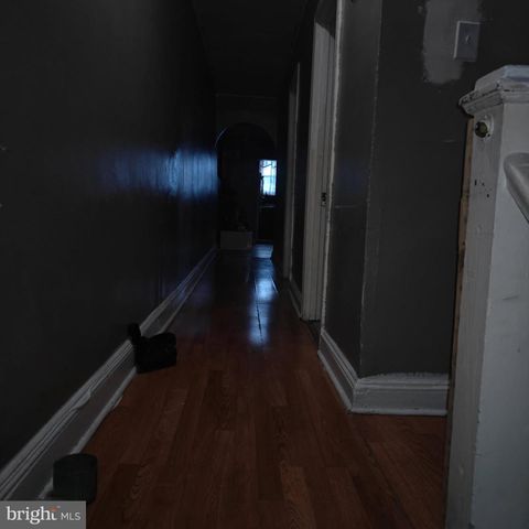 402 LONG LN, Upper Darby, PA 19082