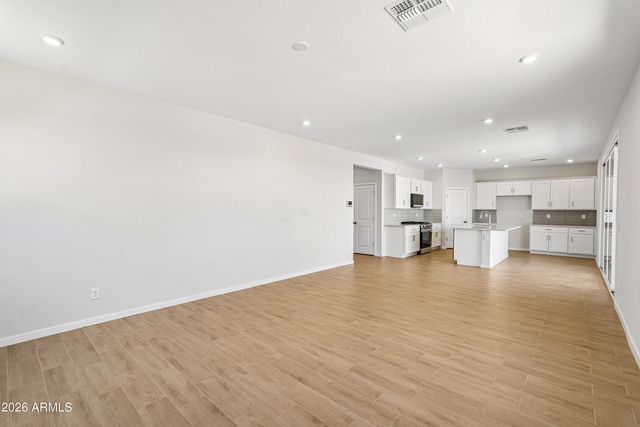 17966 W MONTANA DE ORO Drive, Surprise, AZ 85387