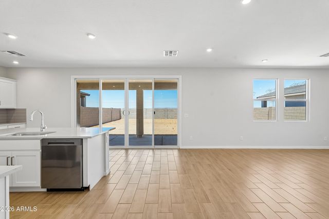 17966 W MONTANA DE ORO Drive, Surprise, AZ 85387