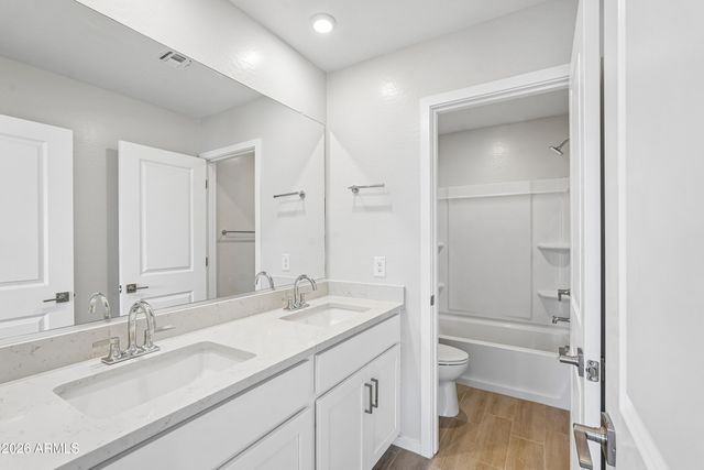 17966 W MONTANA DE ORO Drive, Surprise, AZ 85387