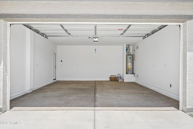 17966 W MONTANA DE ORO Drive, Surprise, AZ 85387