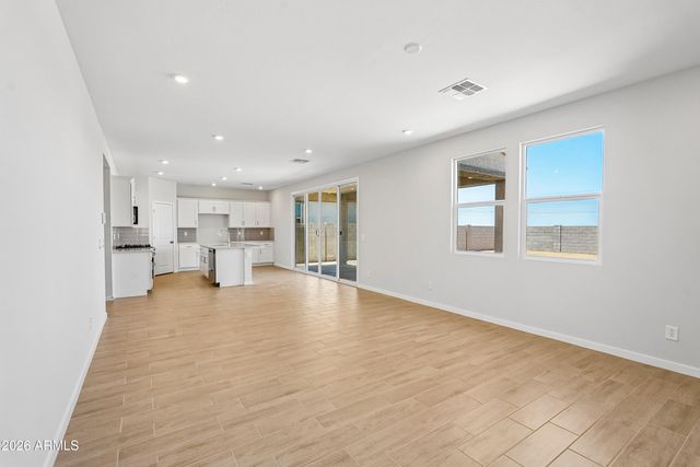 17966 W MONTANA DE ORO Drive, Surprise, AZ 85387