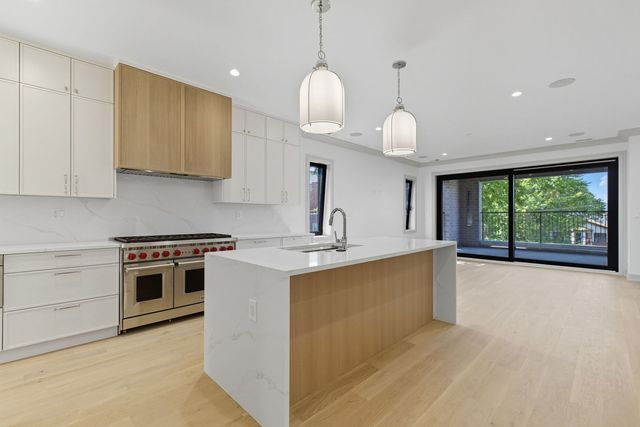 1646 N Orchard Street PHS, Chicago, IL 60614