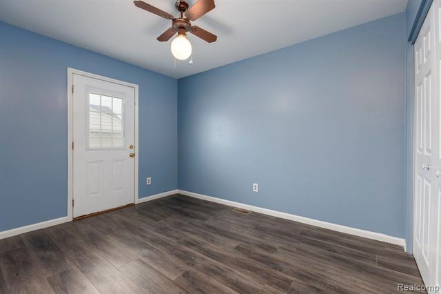 19631 Macel Street, Roseville, MI 48066