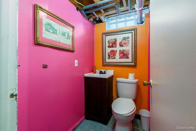 19631 Macel Street, Roseville, MI 48066