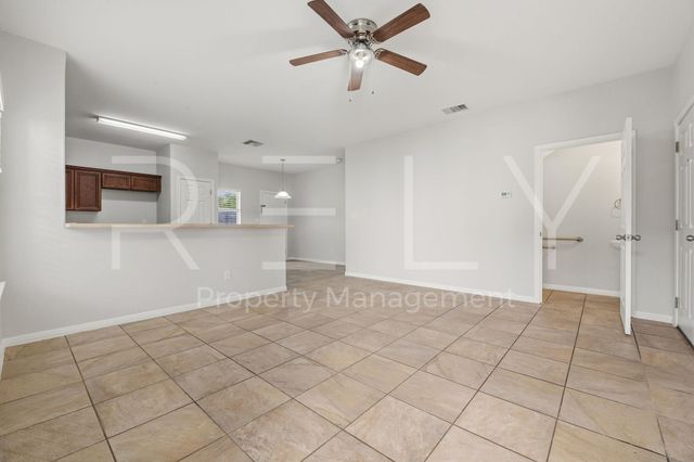 412 Carl Shipp DR B, Liberty Hill, TX 78642