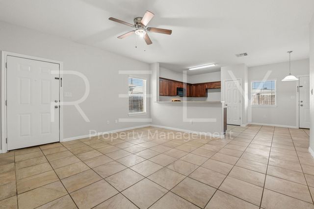 412 Carl Shipp DR B, Liberty Hill, TX 78642