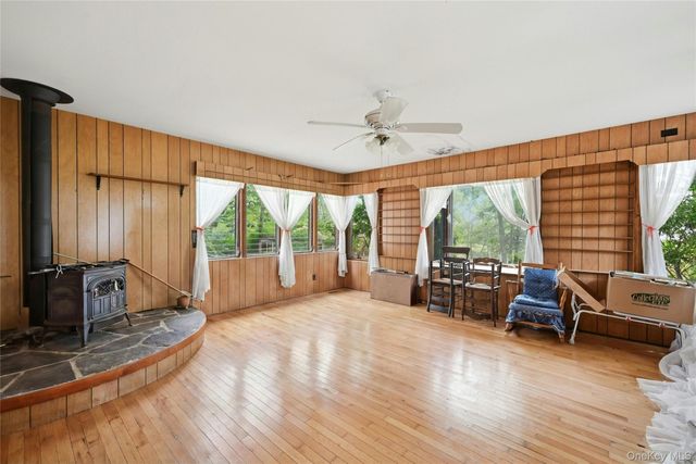 240 Meadow Lane, Cutchogue, NY 11935
