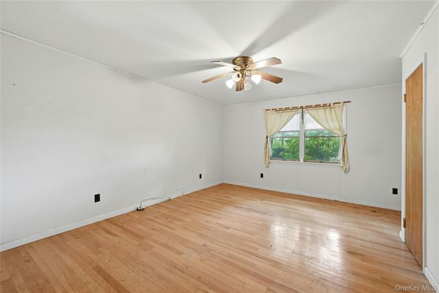 240 Meadow Lane, Cutchogue, NY 11935