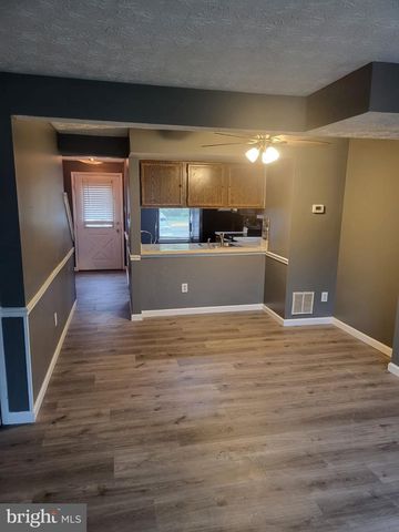 1664 DEVIL, Woodbridge, VA 22192