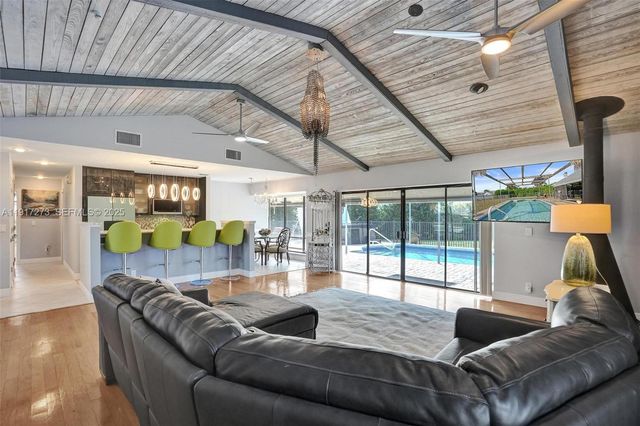 3108 Phoebe Ln, Delray Beach, FL 33444